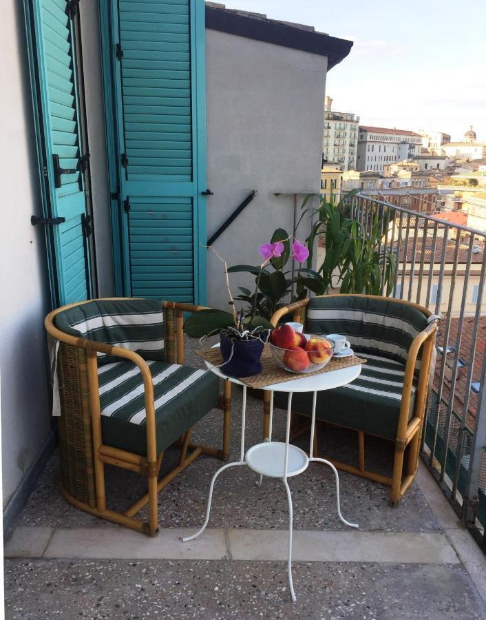 Ferienwohnung Casa Di Bianca Attico Panoramico A Chieti Centro Exterior foto