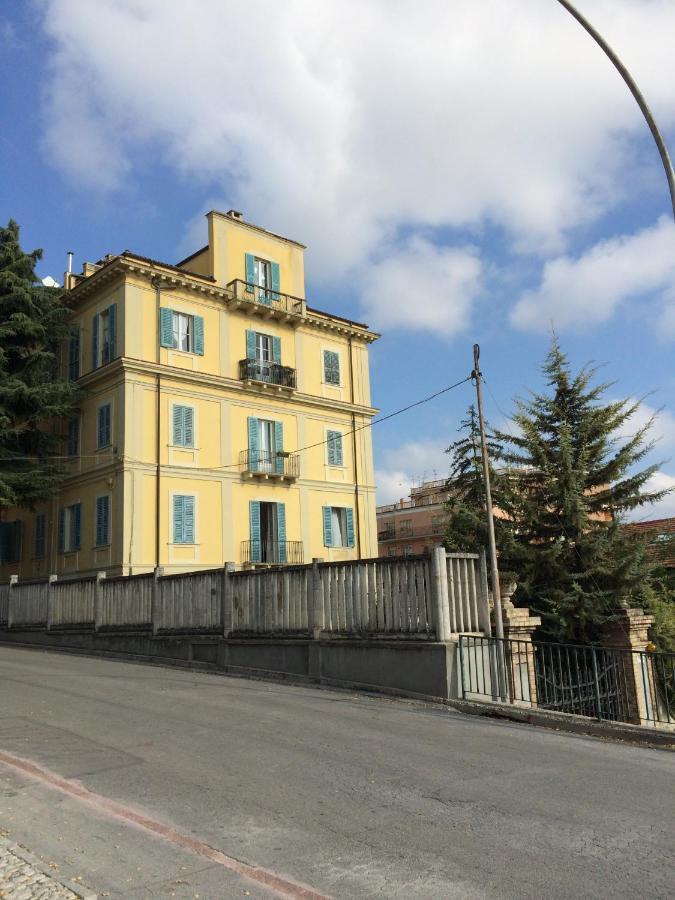 Ferienwohnung Casa Di Bianca Attico Panoramico A Chieti Centro Exterior foto